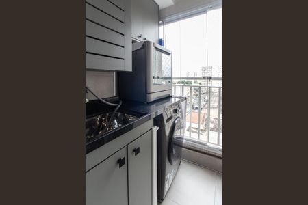 Apartamento à venda com 60m², 2 quartos e 1 vaga Apartamento à venda com 60m², 2 quartos e 1 vagaCozinha e Área de Serviço