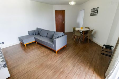 Sala de apartamento para alugar com 2 quartos, 68m² em Vila Sonia do Taboao, Taboão da Serra