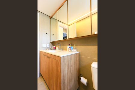 Apartamento à venda com 114m², 3 quartos e 2 vagas Apartamento à venda com 114m², 3 quartos e 2 vagasBanheiro da Suíte