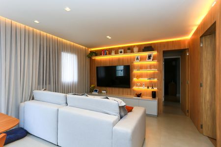 Sala  de apartamento à venda com 3 quartos, 114m² em Vila Suzana, São Paulo