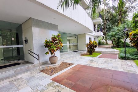 Apartamento à venda com 114m², 3 quartos e 2 vagas Apartamento à venda com 114m², 3 quartos e 2 vagasFachada