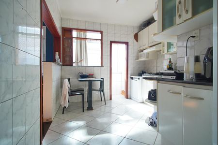 Apartamento à venda com 78m², 2 quartos e sem vagaCozinha