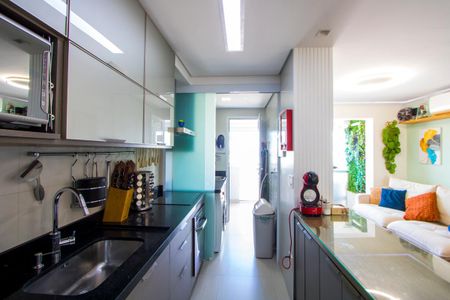 Apartamento à venda com 63m², 2 quartos e 2 vagasCozinha