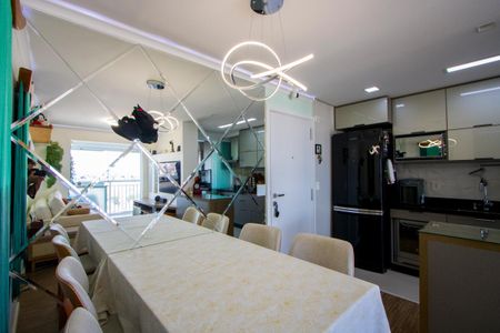 Sala de apartamento à venda com 2 quartos, 63m² em Campestre, Santo André