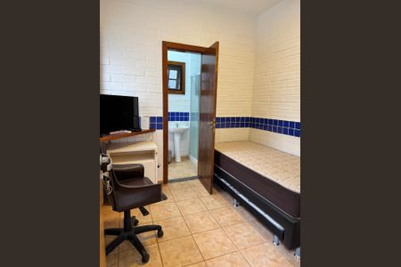 Casa de condomínio para alugar com 367m², 4 quartos e 6 vagas