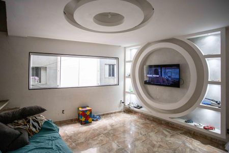 Casa à venda com 200m², 2 quartos e 3 vagasSala