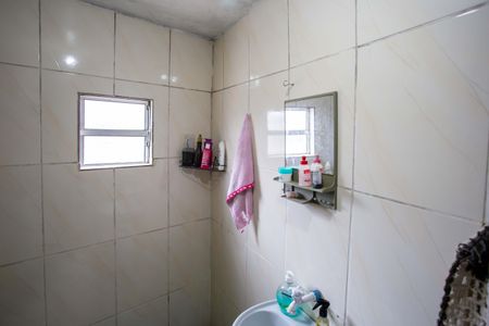 Casa à venda com 200m², 2 quartos e 3 vagasBanheiro 2