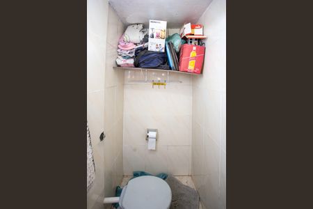 Casa à venda com 200m², 2 quartos e 3 vagasBanheiro 3