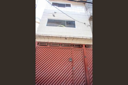 Casa à venda com 200m², 2 quartos e 3 vagasFachada