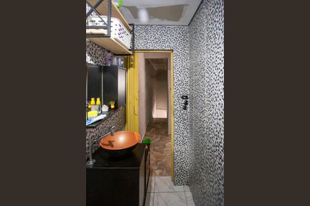 Casa à venda com 200m², 2 quartos e 3 vagasBanheiro 1