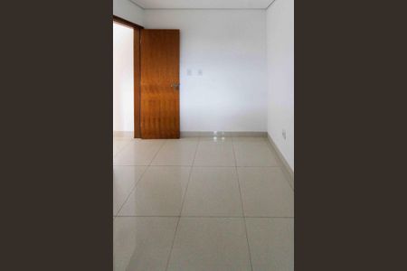 Apartamento para alugar com 42m², 2 quartos e 1 vagaQuarto