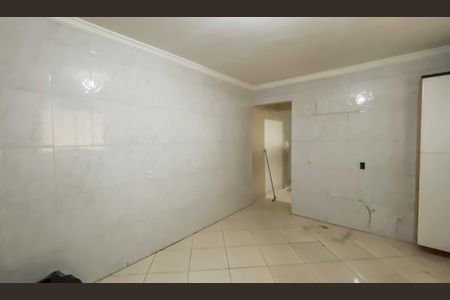 Casa para alugar com 3 quartos, 100m² em Jardim Sao Joao, Ferraz de Vasconcelos