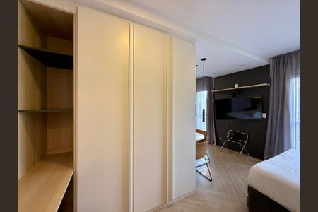 Apartamento à venda com 44m², 1 quarto e sem vagaCloset Suíte 