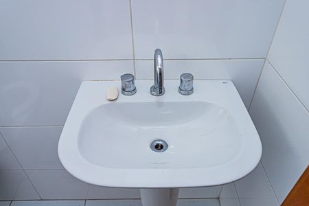 Casa para alugar com 88m², 2 quartos e 1 vaga Casa para alugar com 88m², 2 quartos e 1 vagaBanheiro Suite 2