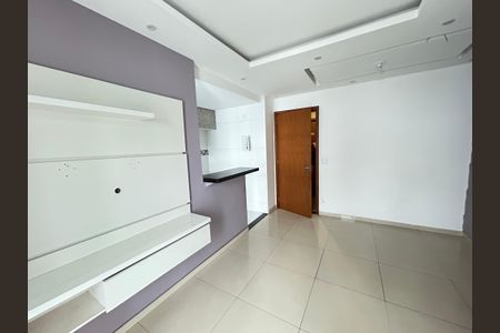 Sala de apartamento para alugar com 2 quartos, 52m² em Praça Seca, Rio de Janeiro