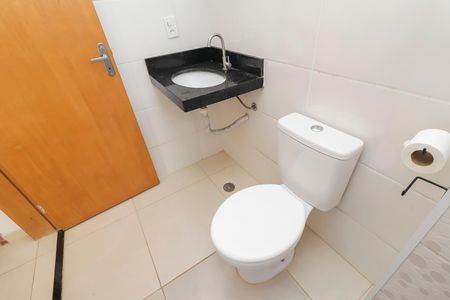 Apartamento para alugar com 36m², 2 quartos e sem vaga Apartamento para alugar com 36m², 2 quartos e sem vagaBanheiro
