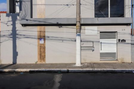Apartamento para alugar com 36m², 2 quartos e sem vaga Apartamento para alugar com 36m², 2 quartos e sem vagaFachada
