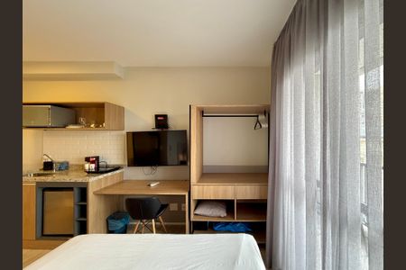 Studio para alugar com 22m², 0 quarto e sem vaga Studio para alugar com 22m², 0 quarto e sem vagaQuarto