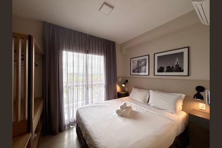 Studio para alugar com 22m², 0 quarto e sem vaga Studio para alugar com 22m², 0 quarto e sem vagaQuarto