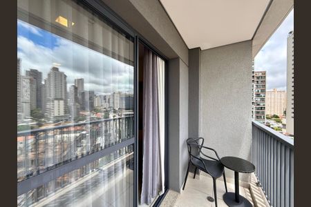 Studio para alugar com 22m², 0 quarto e sem vaga Studio para alugar com 22m², 0 quarto e sem vagaSacada
