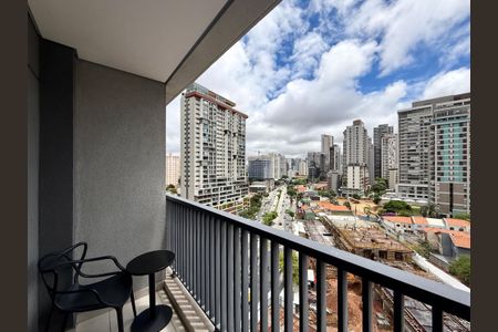 Studio para alugar com 22m², 0 quarto e sem vaga Studio para alugar com 22m², 0 quarto e sem vagaSacada