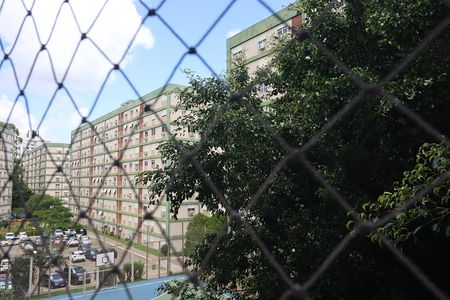 Vista da Sala de apartamento para alugar com 3 quartos, 67m² em Petrópolis, Porto Alegre