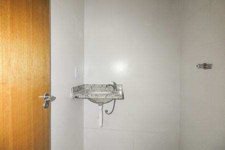 Studio à venda com 28m², 1 quarto e sem vaga Studio à venda com 28m², 1 quarto e sem vagaBanheiro