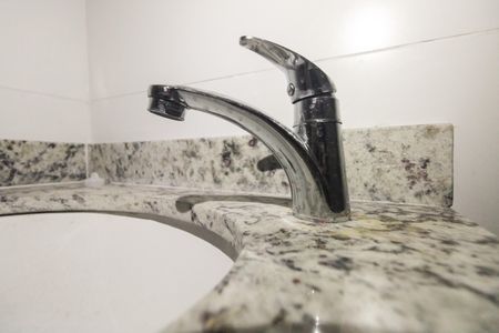 Studio à venda com 28m², 1 quarto e sem vaga Studio à venda com 28m², 1 quarto e sem vagaBanheiro