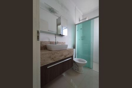 Casa à venda com 92m², 3 quartos e 2 vagasBanheiro - torneira