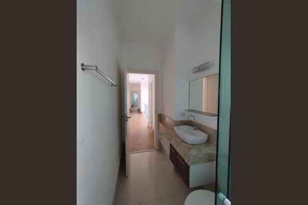 Casa à venda com 92m², 3 quartos e 2 vagasBanheiro - torneira