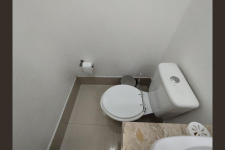 Casa à venda com 92m², 3 quartos e 2 vagasLavabo 