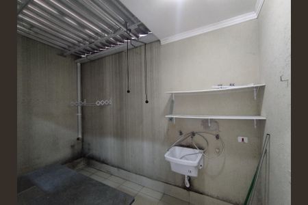 Casa à venda com 92m², 3 quartos e 2 vagasÁrea de Serviço