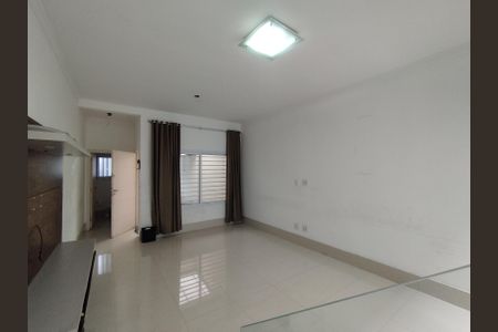 Casa à venda com 92m², 3 quartos e 2 vagasSala 