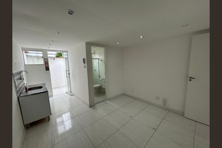 Sala/Cozinha de apartamento para alugar com 1 quarto, 40m² em Maria da Graça, Rio de Janeiro