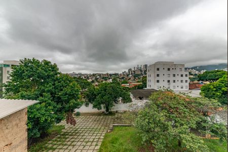 Casa para alugar com 525m², 5 quartos e 8 vagas Casa para alugar com 525m², 5 quartos e 8 vagasSuíte 1