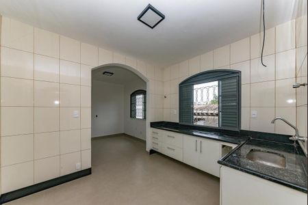 Casa para alugar com 525m², 5 quartos e 8 vagas Casa para alugar com 525m², 5 quartos e 8 vagasCozinha