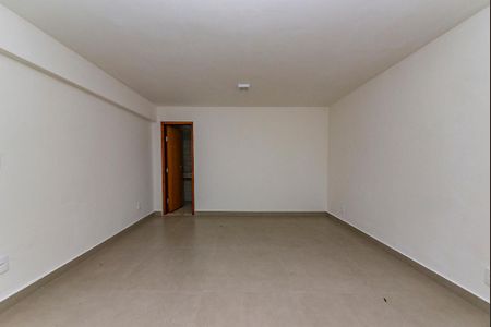 Casa para alugar com 525m², 5 quartos e 8 vagas Casa para alugar com 525m², 5 quartos e 8 vagasSuíte 2