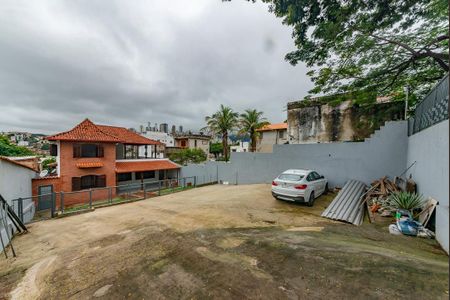 Casa para alugar com 525m², 5 quartos e 8 vagas Casa para alugar com 525m², 5 quartos e 8 vagasGaragem
