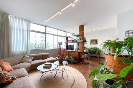 Sala de apartamento à venda com 4 quartos, 140m² em Serra, Belo Horizonte