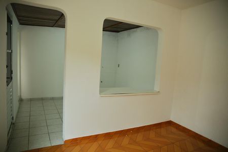 Casa à venda com 225m², 4 quartos e 2 vagasQuarto 2