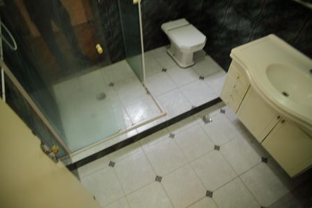 Casa à venda com 225m², 4 quartos e 2 vagasBanheiro Social 