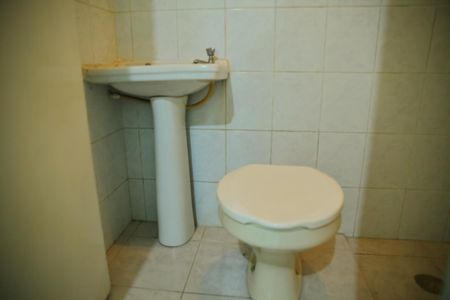 Casa à venda com 225m², 4 quartos e 2 vagasBanheiro de serviço