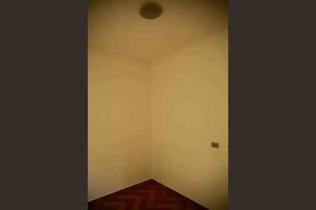 Casa à venda com 225m², 4 quartos e 2 vagasQuarto 4