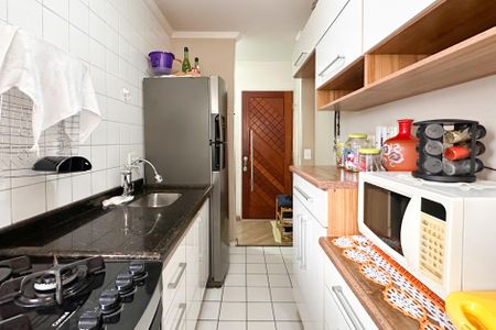 Apartamento à venda com 47m², 2 quartos e 1 vaga Apartamento à venda com 47m², 2 quartos e 1 vagaCozinha