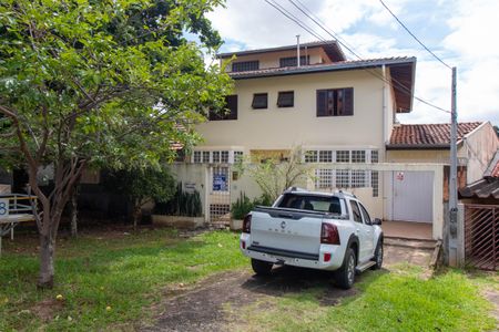 Casa para alugar com 449m², 4 quartos e 4 vagasFACHADA