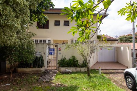 Casa para alugar com 449m², 4 quartos e 4 vagasFACHADA