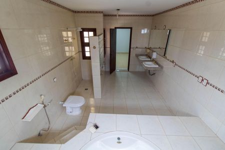 Casa para alugar com 449m², 4 quartos e 4 vagasBANHEIRO DA SUITE MASTER