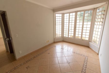 Casa para alugar com 449m², 4 quartos e 4 vagasSALA 3