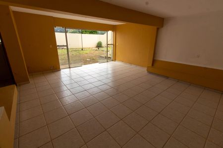 Casa para alugar com 449m², 4 quartos e 4 vagasSALÃO DE FESTAS