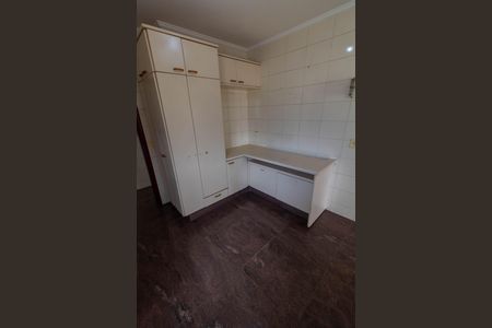 Casa para alugar com 449m², 4 quartos e 4 vagasÁREA DE SERVIÇO